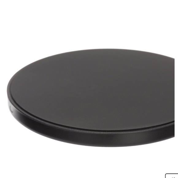 onn. 5W Wireless Charging Pad, Black,Brand New - Picture 5 of 7